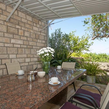 Apartments Mira Splitska Dış mekan fotoğraf