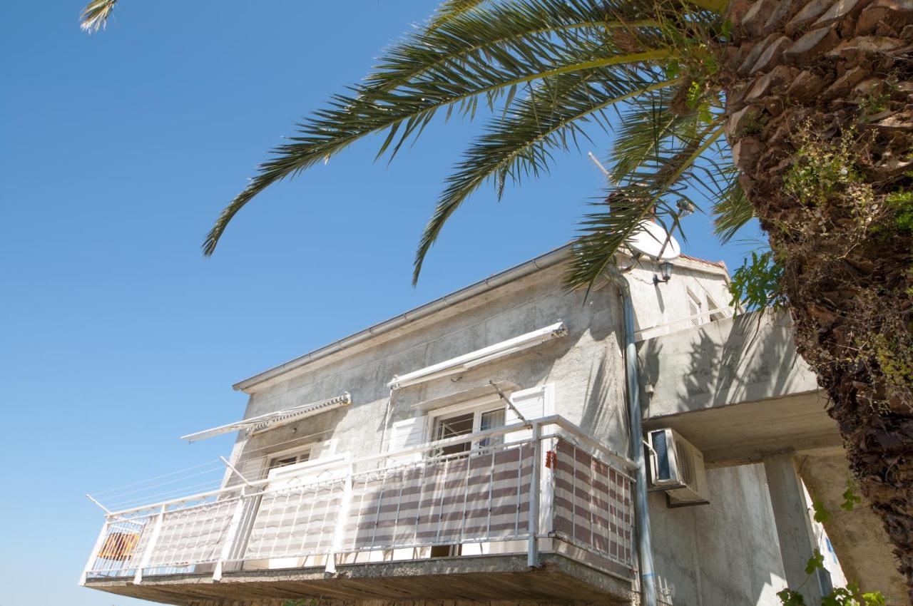 Apartments Mira Splitska Dış mekan fotoğraf