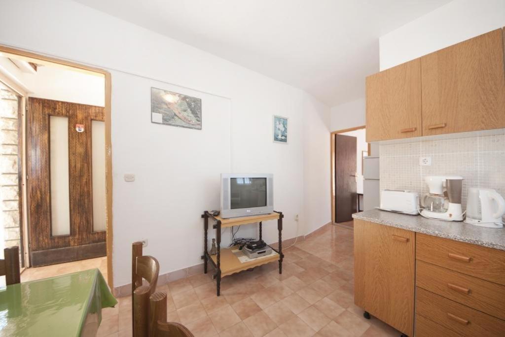 Apartments Mira Splitska Dış mekan fotoğraf