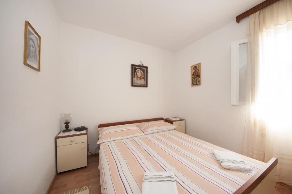 Apartments Mira Splitska Dış mekan fotoğraf