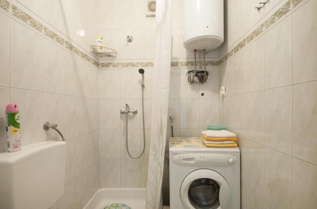 Apartments Mira Splitska Dış mekan fotoğraf